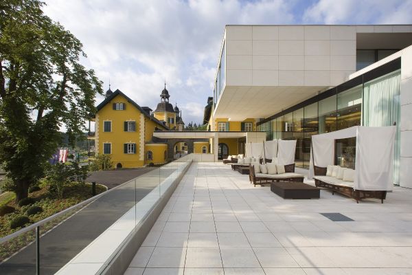 Falkensteiner Schlosshotel Velden (Velden am Wörthersee)